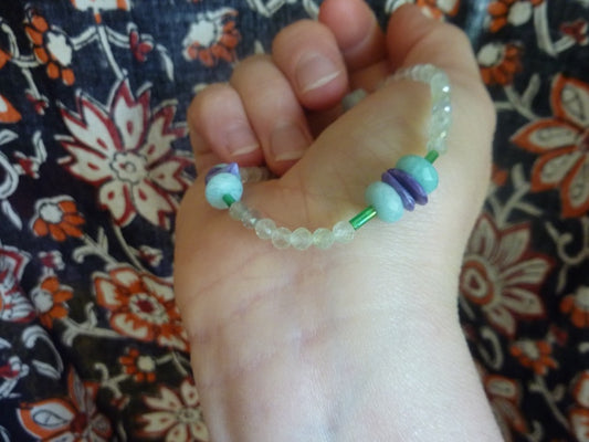 Nadi (la rivière | Bracelet d'amazonite, de préhnite et de charoïte