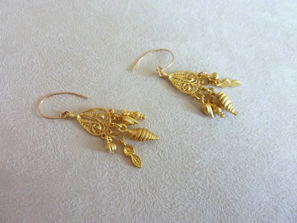 Sapna | | Boucles d’oreilles à breloques plaqué or