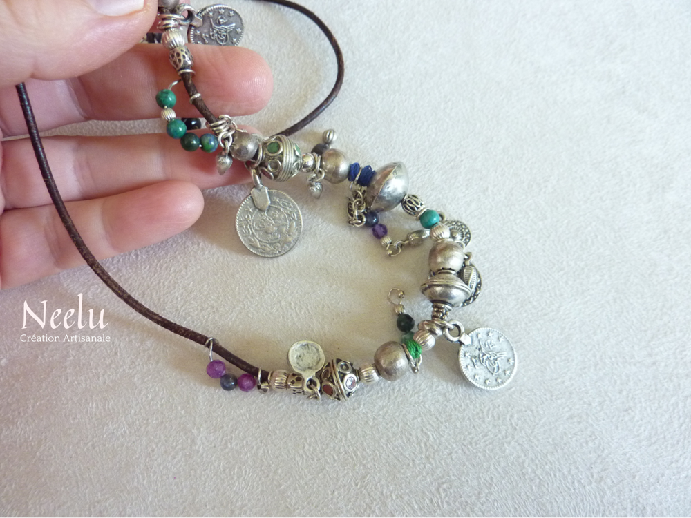 Kohinoor | Collier - bracelet de breloques de pierres et d’argent