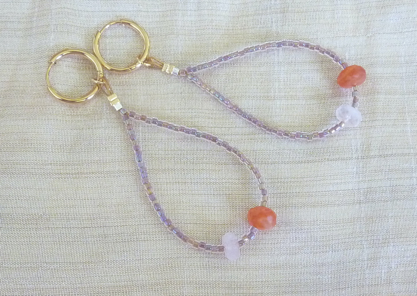 Esmée | Boucles d’oreilles miyuki, cornaline et quartz rose