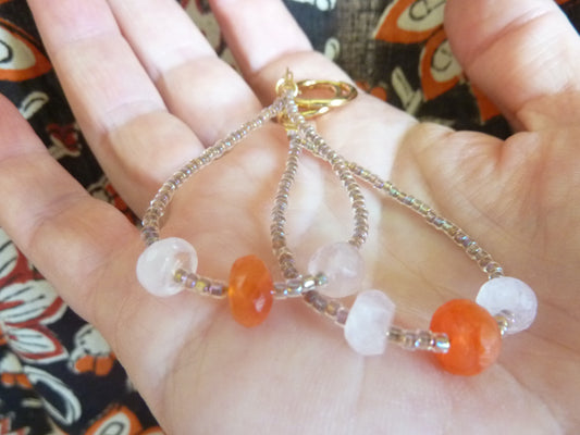 Esmée | Boucles d’oreilles miyuki, cornaline et quartz rose