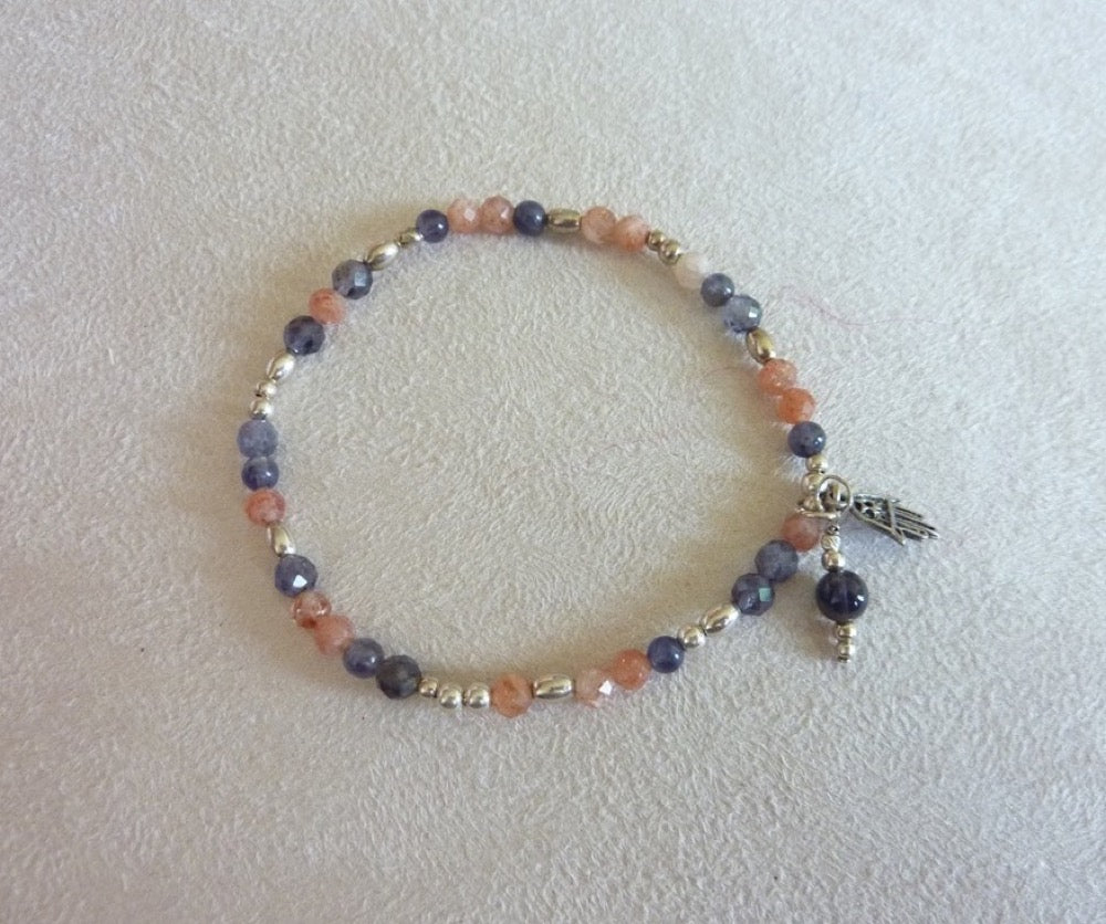 Fine bracelet of silver beads and semi-precious stones