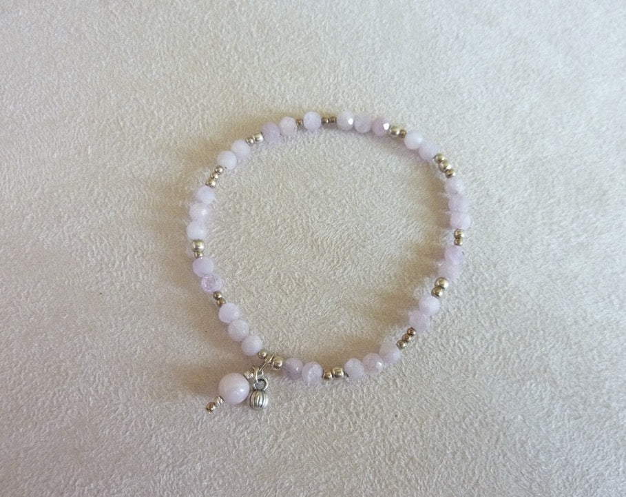 Bracelet fin de perles d'argent et pierre semi-précieuses roses oranges rouges