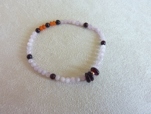 Gulabi | Bracelet de kunzite rose, cornaline et grenat