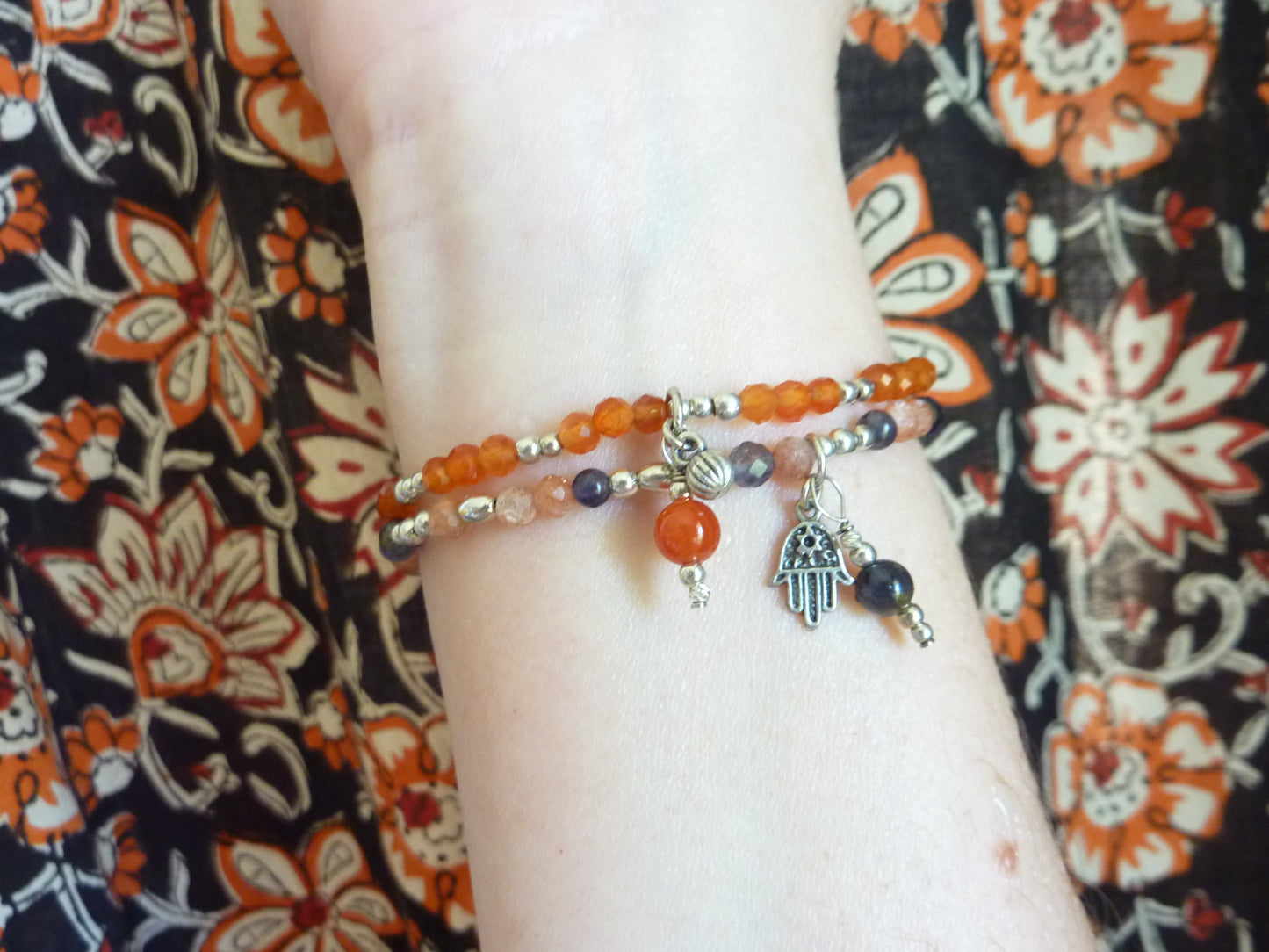 Fine bracelet of silver beads and semi-precious stones