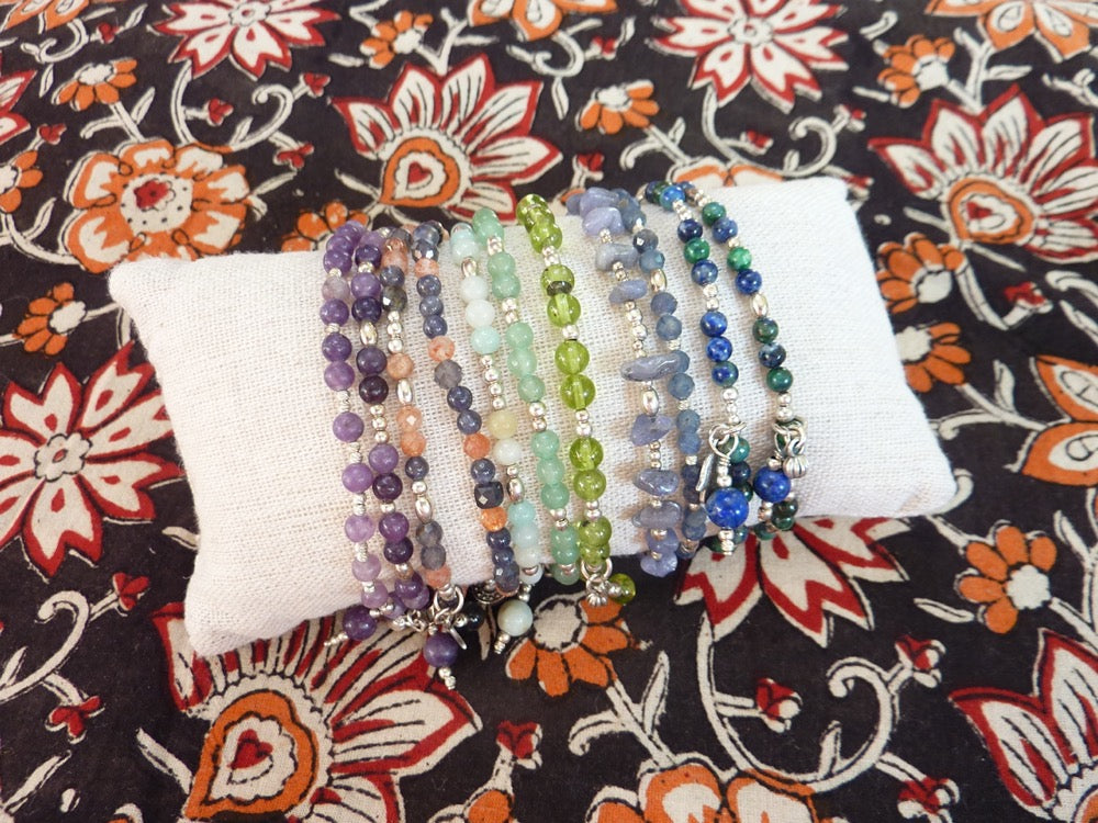 Fine bracelet of silver beads and semi-precious stones
