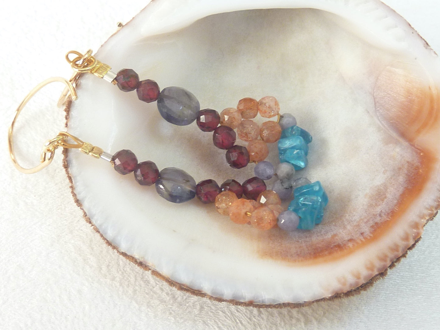 Lahore | Boucles d'oreilles de pierres entrelacées