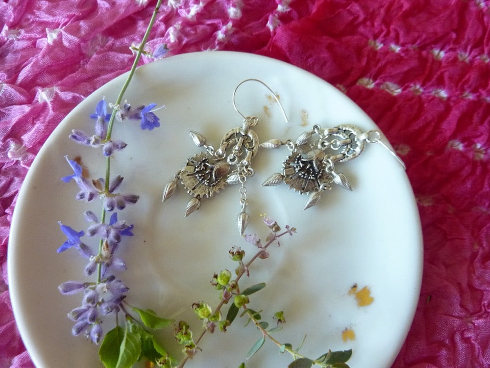 Lightweight eyelet and chain earrings, with tassels, 925 silver and silver plated