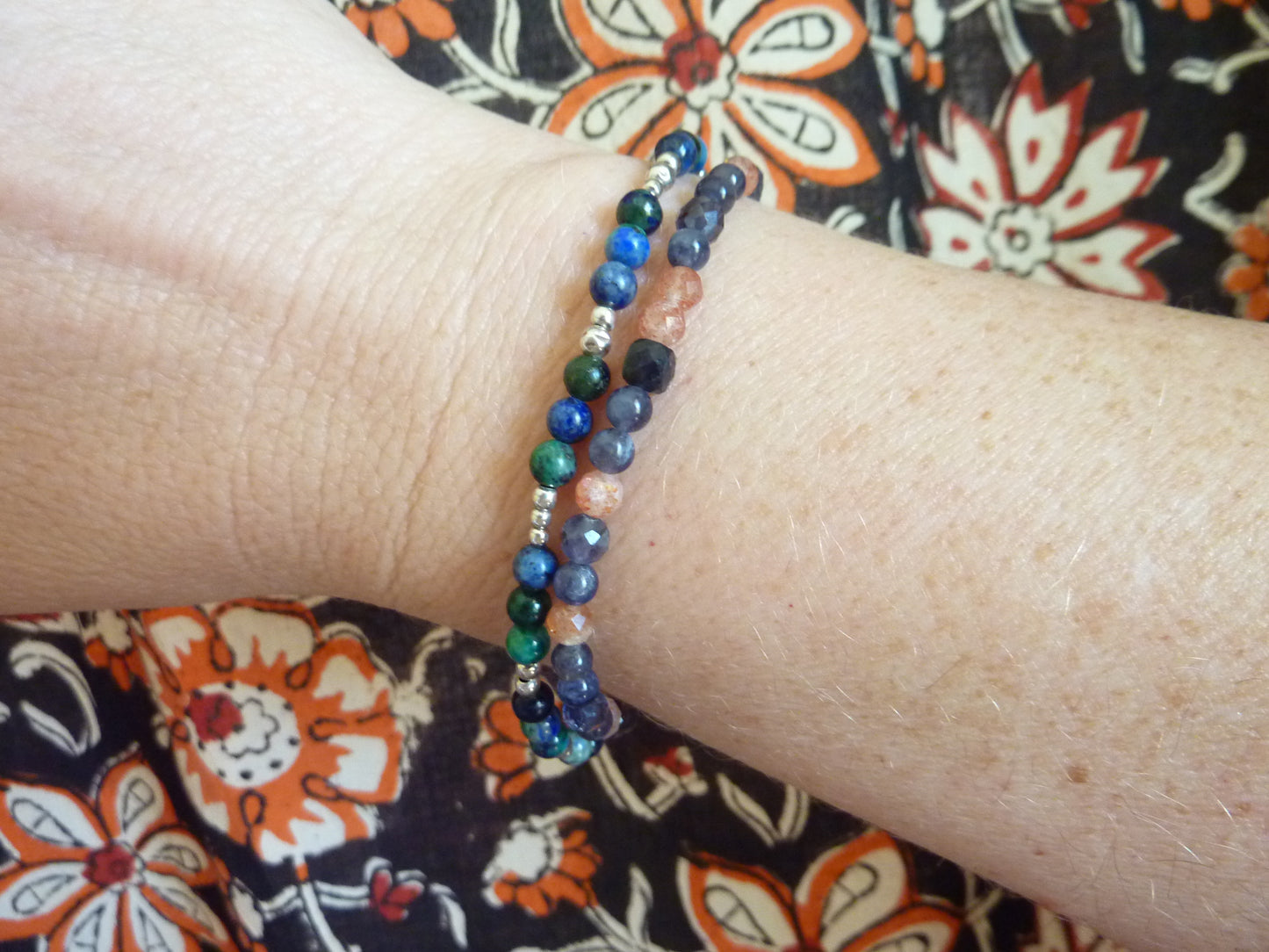Fine bracelet of silver beads and semi-precious stones